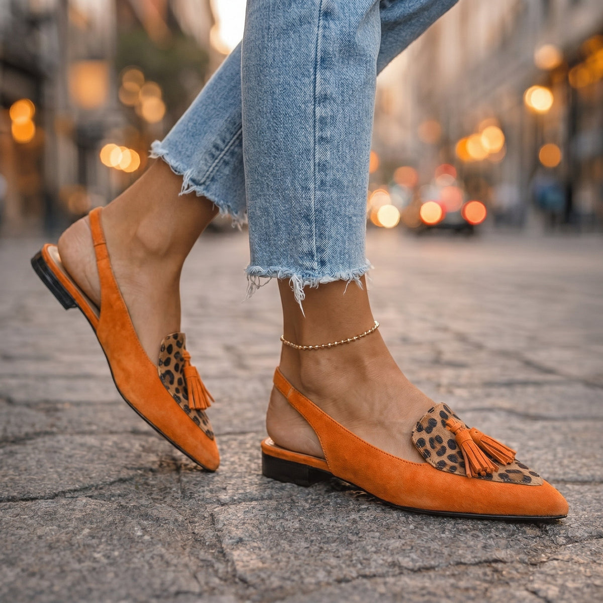 ELIZA | STRAPPY SANDALS WITH TASSEL DETAILS