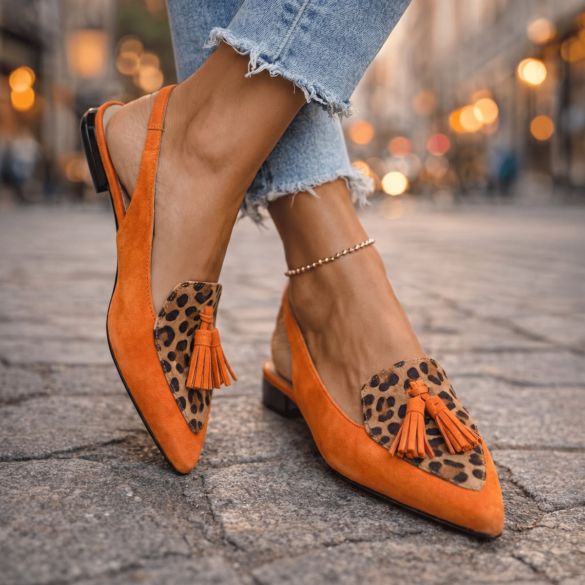 ELIZA | STRAPPY SANDALS WITH TASSEL DETAILS