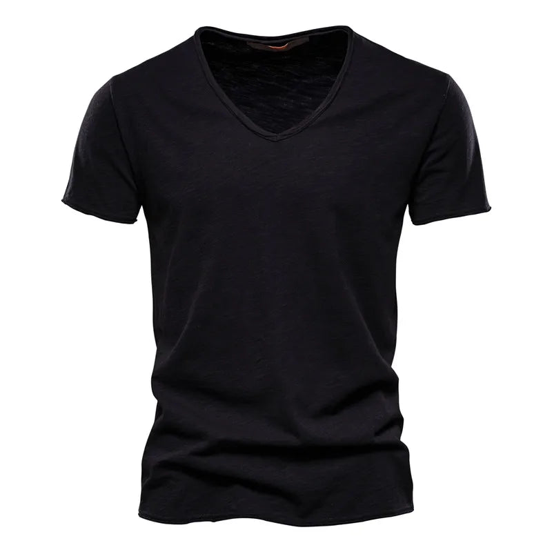 Matteo – Classic V-neck shirt
