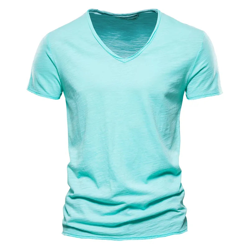 Matteo – Classic V-neck shirt