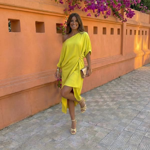 CANDICE - ELEGANT ASYMMETRIC DRESS